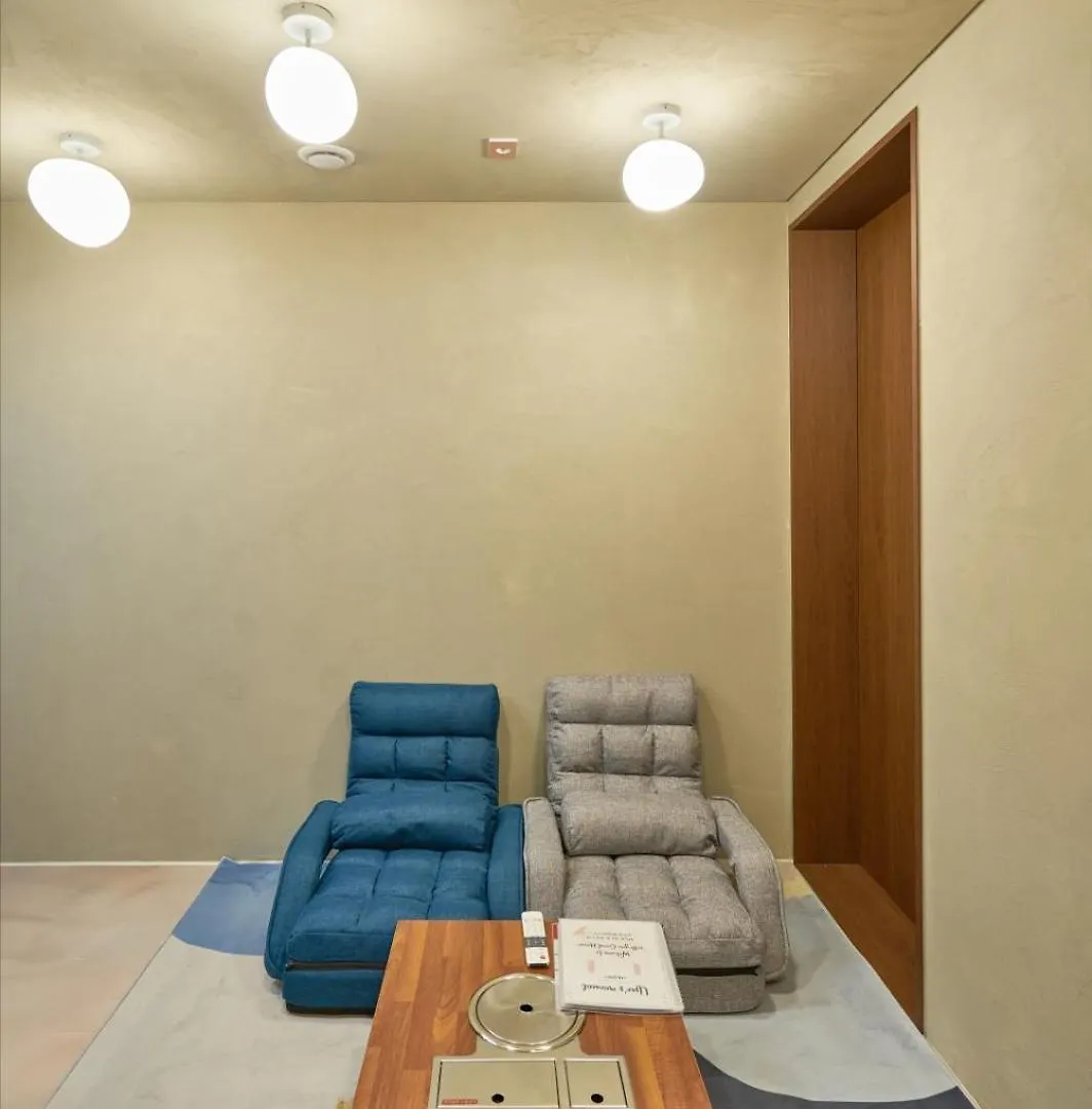 150M From Myeongdong Station, Private Use, Hotel Style Interior, Free Korean Ramen Seoul Südkorea